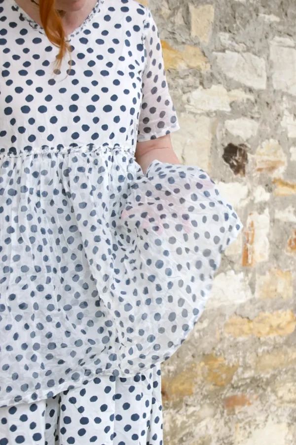 Kleider*Ewa i Walla Kleid DINTI 55888 in weiß mit blauen Punkten (original) - reine Baumwolle