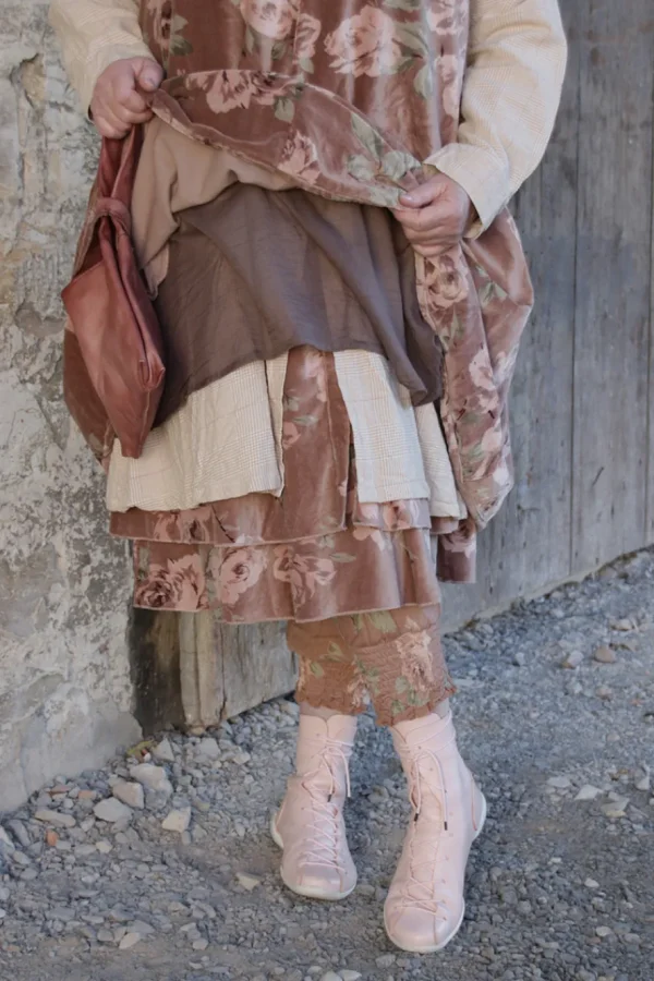 Kleider | Tunika*Les Ours Tunika/Kleid PENSEE im dunklen altrosa mit Flowerprint - kuscheliger Samt